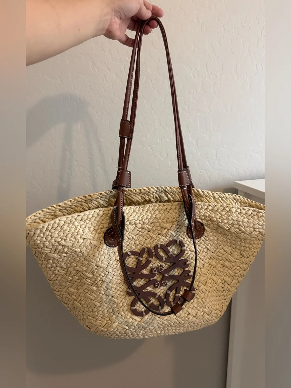 Straw Shoulder Tote Bag